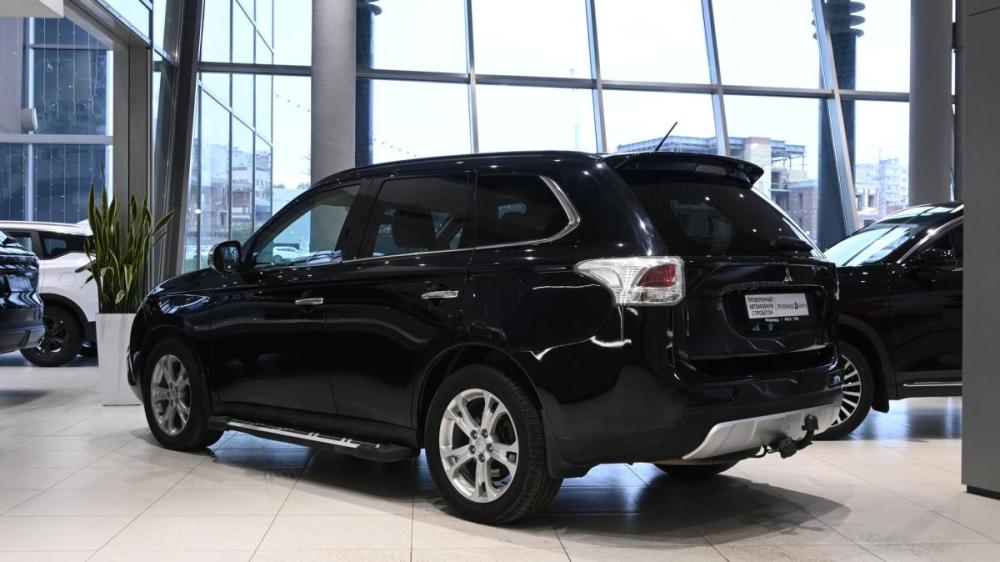 Mitsubishi Outlander III Рестайлинг Уфа  - изображение 4
