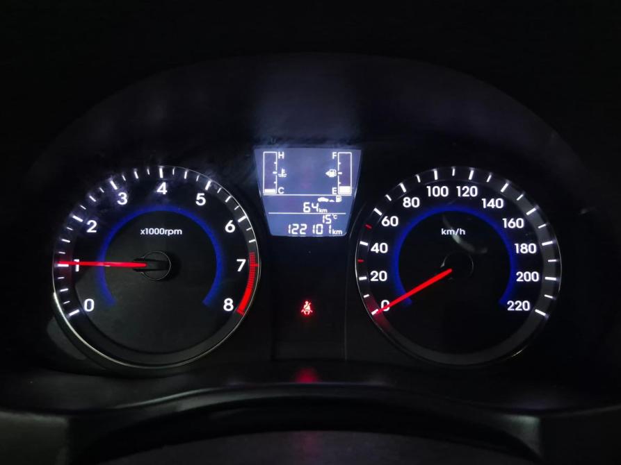Hyundai Solaris I Рестайлинг Альметьевск  - изображение 19