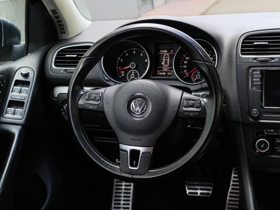 Volkswagen Golf VI Москва  - изображение 12