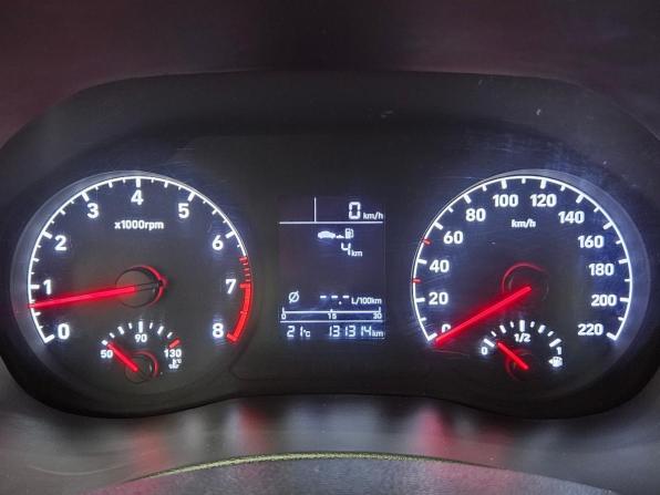 Hyundai Solaris II с пробегом 2017 года, цена 1 050 000 рублей, 131298 км, седан, Автокод Объявления