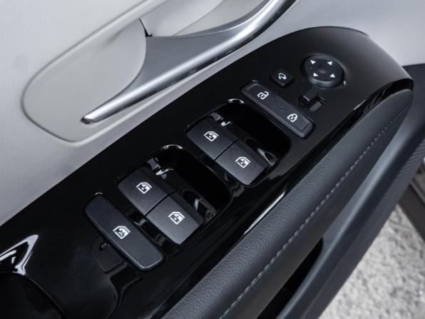 Hyundai Tucson IV с пробегом 2022 года, цена 4 280 000 рублей, 6742 км, внедорожник, Автокод Объявления