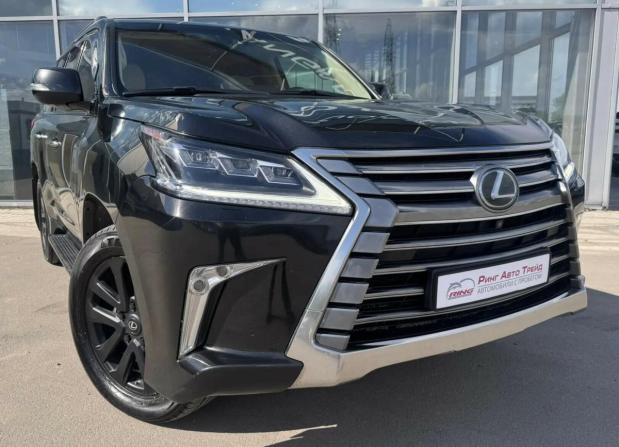 Lexus LX III Рестайлинг 2 с пробегом 2017 года, цена 6 250 000 рублей, 221348 км, внедорожник, Автокод Объявления