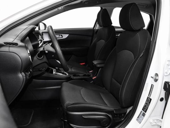 Kia Cerato IV с пробегом 2022 года, цена 1 999 000 рублей, 95546 км, седан, Автокод Объявления