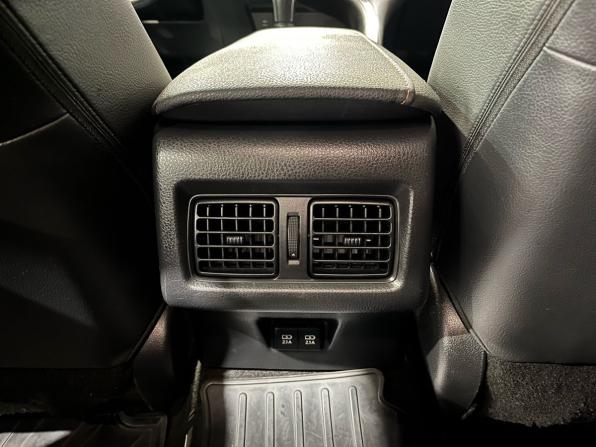 Toyota Camry VIII (XV70) с пробегом 2019 года, цена 2 490 000 рублей, 166567 км, седан, Автокод Объявления