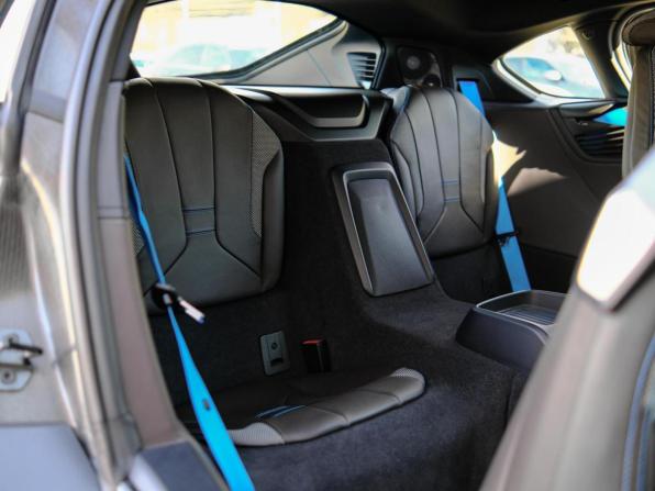 BMW i8 I с пробегом 2016 года, цена 6 500 000 рублей, 39405 км, купе, Автокод Объявления