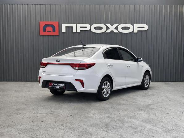 Kia Rio IV с пробегом 2018 года, цена 1 300 000 рублей, 115066 км, седан, Автокод Объявления