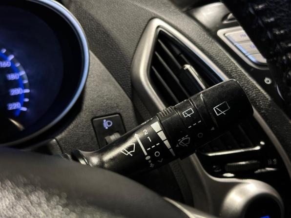 Hyundai ix35 I с пробегом 2012 года, цена 800 000 рублей, 127332 км, внедорожник, Автокод Объявления