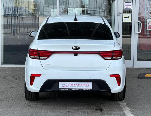 Kia Rio IV с пробегом 2017 года, цена 1 459 000 рублей, 96000 км, седан, Автокод Объявления