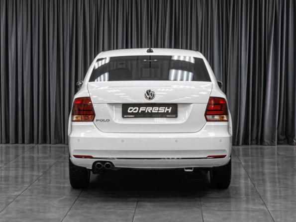Volkswagen Polo V Рестайлинг с пробегом 2020 года, цена 1 349 000 рублей, 151881 км, седан, Автокод Объявления