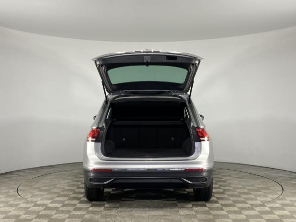 Volkswagen Tiguan II Рестайлинг с пробегом 2021 года, цена 2 780 000 рублей, 85072 км, внедорожник, Автокод Объявления