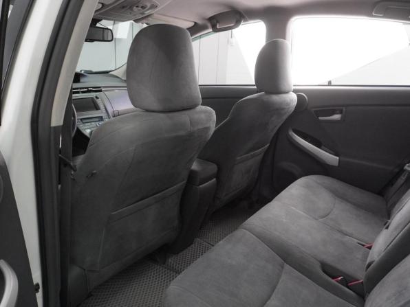 Toyota Prius III (XW30) с пробегом 2009 года, цена 1 010 000 рублей, 242544 км, лифтбек, Автокод Объявления