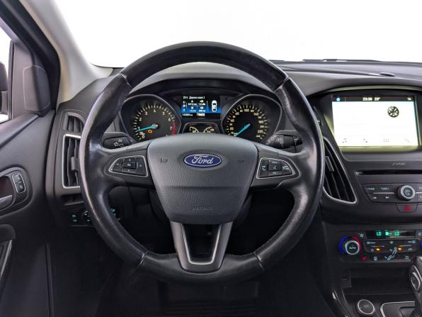 Ford Focus III Рестайлинг с пробегом 2018 года, цена 1 250 000 рублей, 142861 км, универсал, Автокод Объявления
