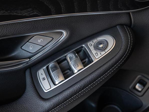 Mercedes-Benz C-Класс IV (W205) с пробегом 2016 года, цена 2 490 000 рублей, 117568 км, седан, Автокод Объявления