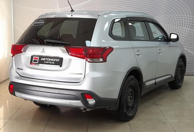 Mitsubishi Outlander III Рестайлинг 2 с пробегом 2016 года, цена 1 799 000 рублей, 170000 км, внедорожник, Автокод Объявления