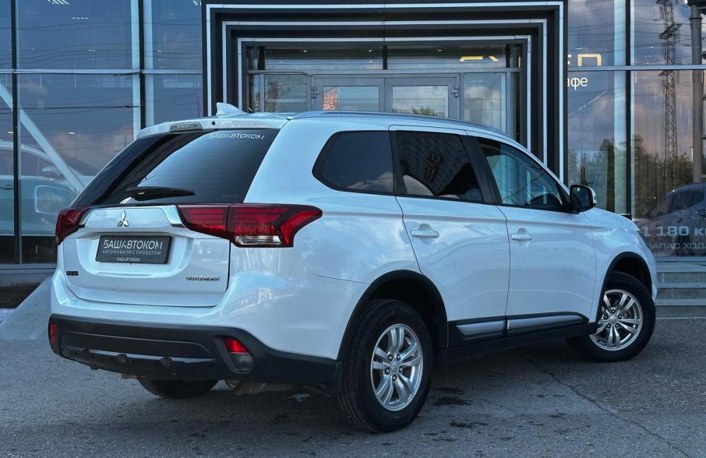 Mitsubishi Outlander III Рестайлинг 2 Уфа  - изображение 4