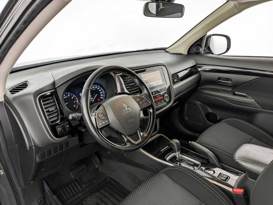Mitsubishi Outlander III Рестайлинг 3 Санкт-Петербург  - изображение 16