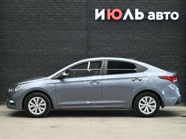 Hyundai Solaris II с пробегом 2017 года, цена 1 400 000 рублей, 114199 км, седан, Автокод Объявления