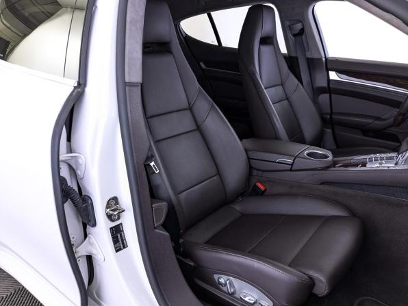 Porsche Panamera I с пробегом 2011 года, цена 4 900 000 рублей, 24731 км, хэтчбек, Автокод Объявления