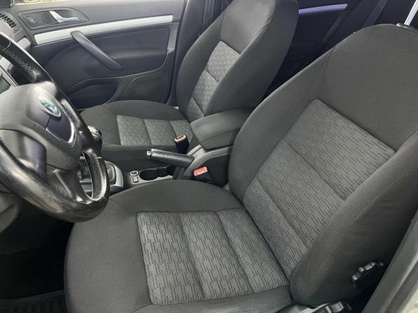 Skoda Octavia II (A5) Рестайлинг с пробегом 2010 года, цена 684 711 рублей, 150190 км, лифтбек, Автокод Объявления