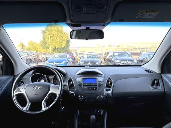 Hyundai ix35 I Рестайлинг с пробегом 2013 года, цена 1 240 000 рублей, 180073 км, внедорожник, Автокод Объявления