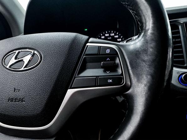 Hyundai Solaris II с пробегом 2017 года, цена 1 249 000 рублей, 140000 км, седан, Автокод Объявления