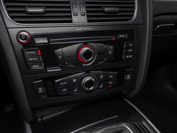Audi A4 IV (B8) Рестайлинг с пробегом 2015 года, цена 1 430 000 рублей, 165218 км, седан, Автокод Объявления