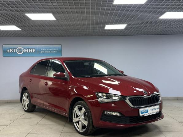 Skoda Rapid II с пробегом 2021 года, цена 1 699 000 рублей, 44000 км, лифтбек, Автокод Объявления