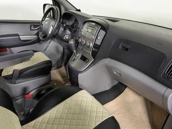 Hyundai H-1 II с пробегом 2014 года, цена 2 299 500 рублей, 108000 км, минивэн, Автокод Объявления