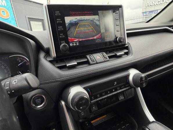 Toyota RAV4 V (XA50) с пробегом 2021 года, цена 2 990 000 рублей, 160050 км, внедорожник, Автокод Объявления