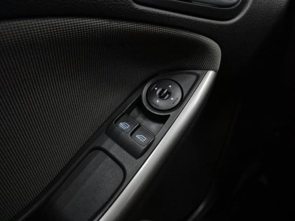 Ford Focus III с пробегом 2013 года, цена 645 000 рублей, 140933 км, хэтчбек, Автокод Объявления