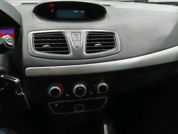 Renault Megane III с пробегом 2012 года, цена 649 000 рублей, 182789 км, хэтчбек, Автокод Объявления