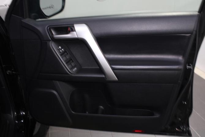 Toyota Land Cruiser Prado 150 Series Рестайлинг 3 с пробегом 2020 года, цена 4 990 000 рублей, 55181 км, внедорожник, Автокод Объявления