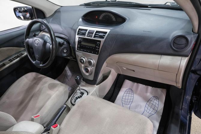 Toyota Yaris II с пробегом 2007 года, цена 599 000 рублей, 244000 км, седан, Автокод Объявления