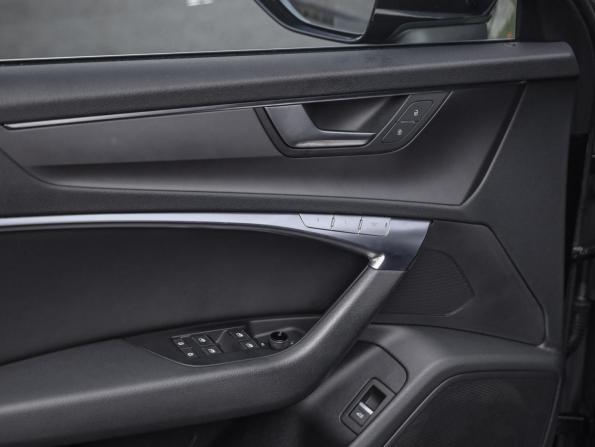 Audi A6 V (C8) с пробегом 2020 года, цена 2 899 000 рублей, 125770 км, седан, Автокод Объявления