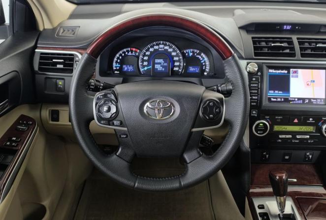 Toyota Camry VII (XV50) с пробегом 2013 года, цена 1 950 000 рублей, 188471 км, седан, Автокод Объявления