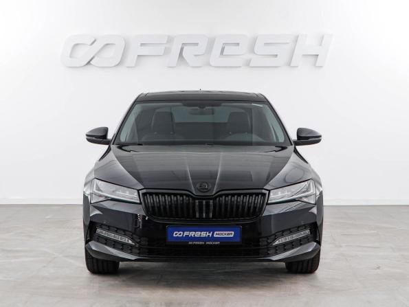 Skoda Superb IV с пробегом 2025 года, цена 4 249 055 рублей, 2936 км, лифтбек, Автокод Объявления