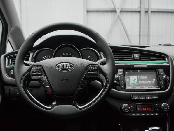 Kia Ceed II Рестайлинг с пробегом 2016 года, цена 1 620 000 рублей, 114154 км, универсал, Автокод Объявления
