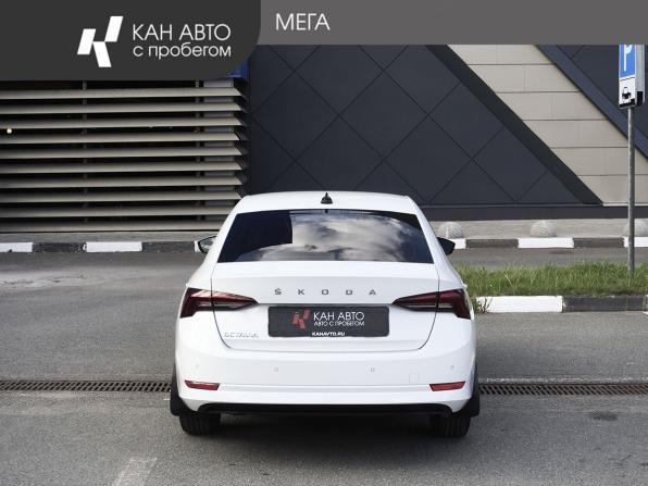 Skoda Octavia IV (A8) с пробегом 2021 года, цена 2 340 000 рублей, 104132 км, лифтбек, Автокод Объявления