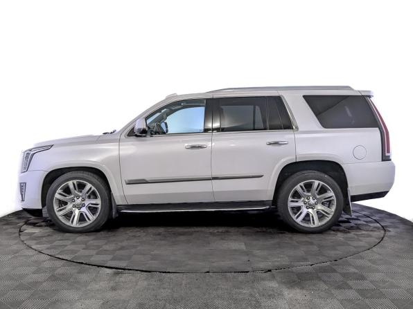 Cadillac Escalade IV с пробегом 2016 года, цена 4 125 000 рублей, 123601 км, внедорожник, Автокод Объявления