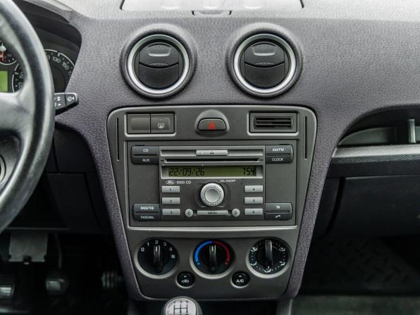 Ford Fusion I Рестайлинг с пробегом 2008 года, цена 698 000 рублей, 122867 км, хэтчбек, Автокод Объявления