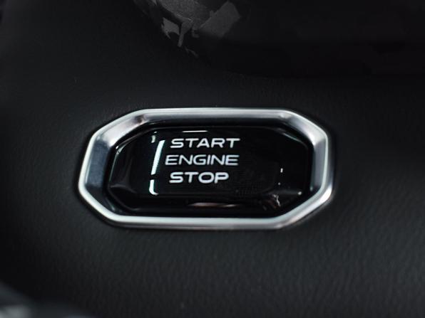 Nissan Frontier Pro с пробегом 2026 года, цена 4 759 995 рублей, 24 км, offers.body_type.unknown, Автокод Объявления