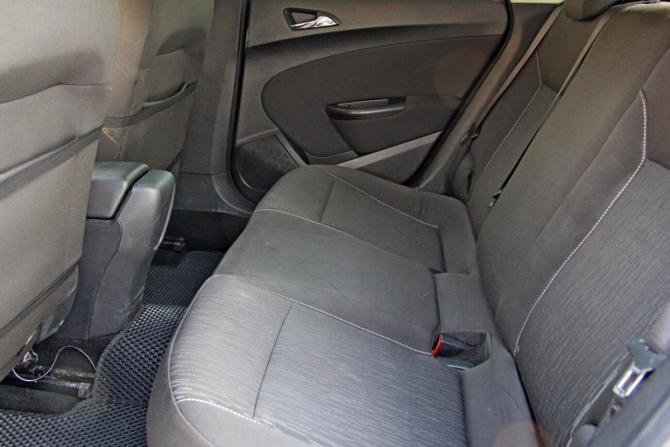 Opel Astra J Рестайлинг с пробегом 2013 года, цена 664 000 рублей, 215168 км, хэтчбек, Автокод Объявления