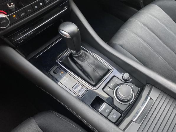 Mazda 6 III (GJ) Рестайлинг 2 с пробегом 2019 года, цена 2 225 000 рублей, 91453 км, седан, Автокод Объявления