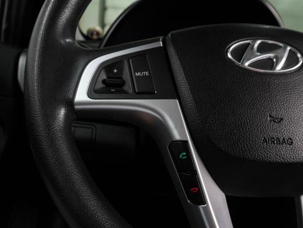 Hyundai Solaris I с пробегом 2014 года, цена 995 000 рублей, 170940 км, седан, Автокод Объявления