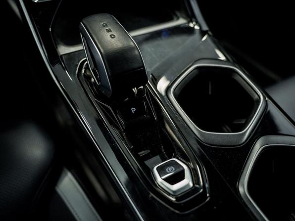 Geely Atlas II с пробегом 2024 года, цена 2 470 000 рублей, 74239 км, внедорожник, Автокод Объявления