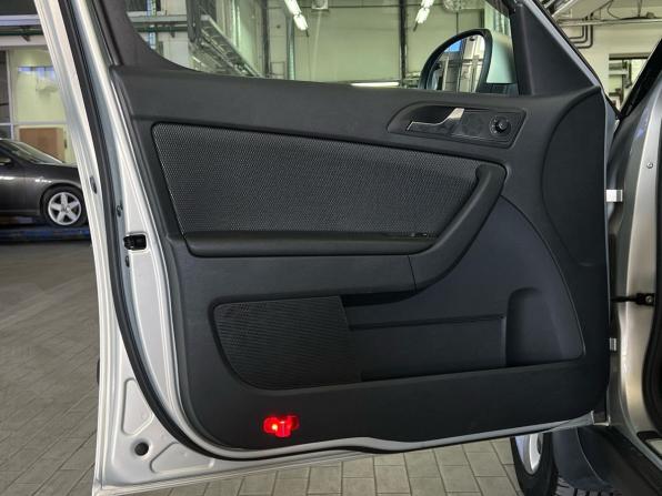 Skoda Yeti I с пробегом 2013 года, цена 1 190 000 рублей, 129929 км, внедорожник, Автокод Объявления