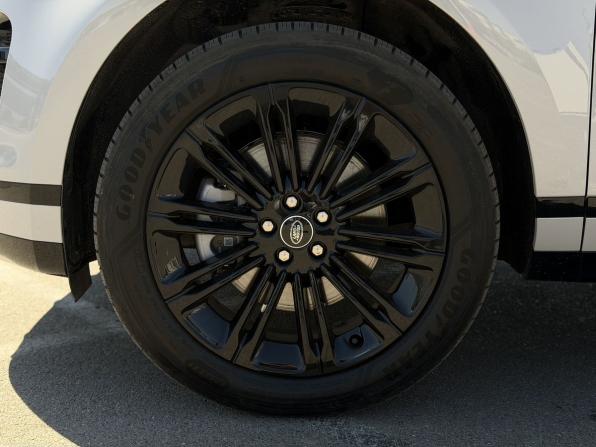Land Rover Range Rover Evoque II Рестайлинг с пробегом 2025 года, цена 5 550 000 рублей, 25 км, внедорожник, Автокод Объявления