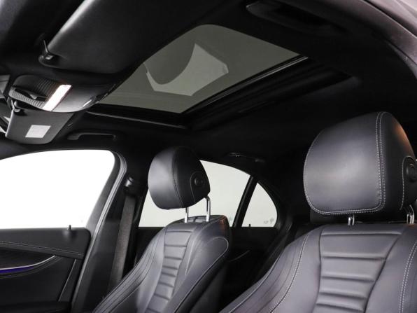 Mercedes-Benz E-Класс V (W213 S213 C238) Рестайлинг с пробегом 2021 года, цена 5 700 000 рублей, 50529 км, седан, Автокод Объявления