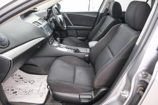 Mazda Axela II с пробегом 2010 года, цена 849 000 рублей, 208000 км, хэтчбек, Автокод Объявления