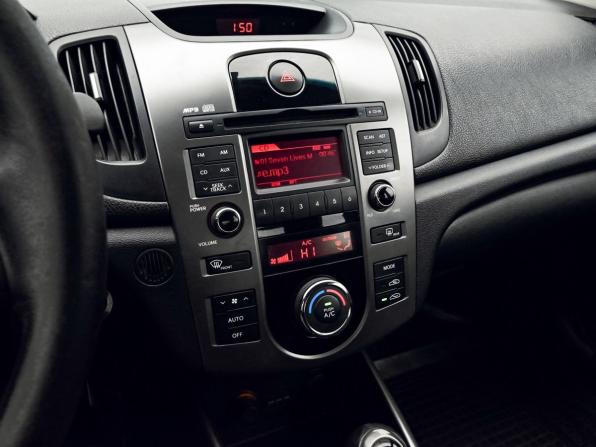 Kia Cerato II с пробегом 2011 года, цена 799 000 рублей, 232000 км, седан, Автокод Объявления